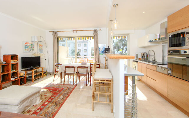 Apartment Les Aliscamps