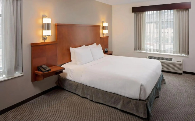 Hyatt Place Pittsburgh-North Shore