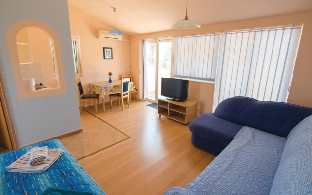 Awesome Home in Banjol With Wifi and 2 Bedrooms