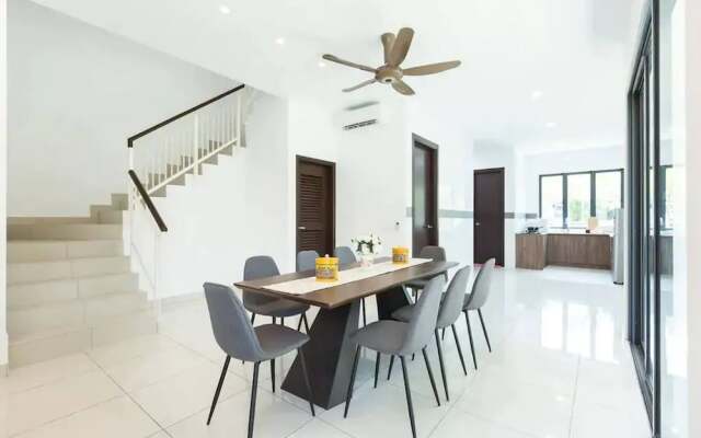 Setia Green Penang By Plush