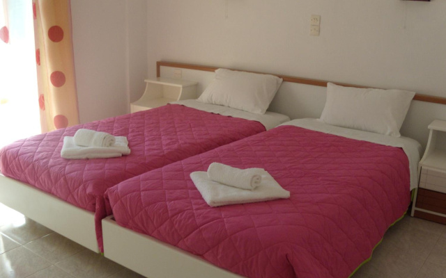 Antigonis Apartments