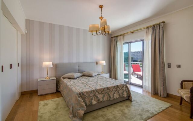 Luxury Penthouse 3 Bedrooms Olhos de Água