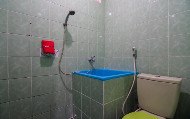 Ayadeara Guest House by Reddoorz