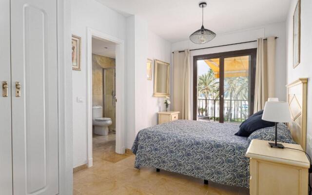 Frontline Beach Apartment Marina Real 5009