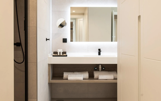 Amarilla Golf Residences