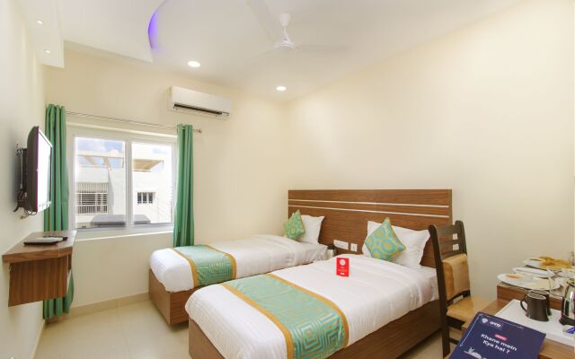 Hotel Golden Leaves By OYO Rooms