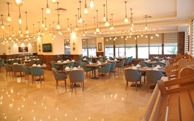 Lacosta Hotel