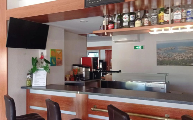 Brit Hotel Confort Helios Agde