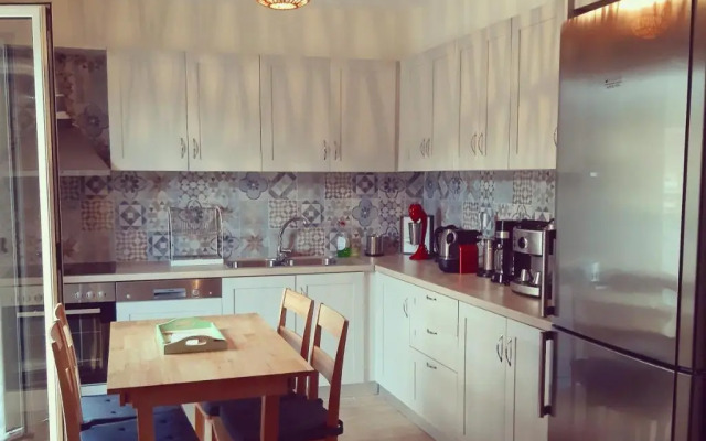 Xaradiotis House - A modern home away from home