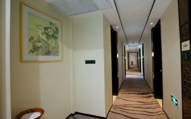 Zheyue Hotel (Shaoxing Lu Xun Hometown Cangqiao Straight Street)