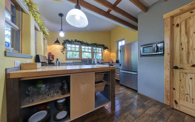 Creekside 61 East