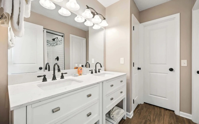 Salty Tradewind Retreat - 14ppl!