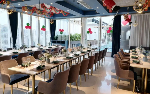 Zenith International Hotel