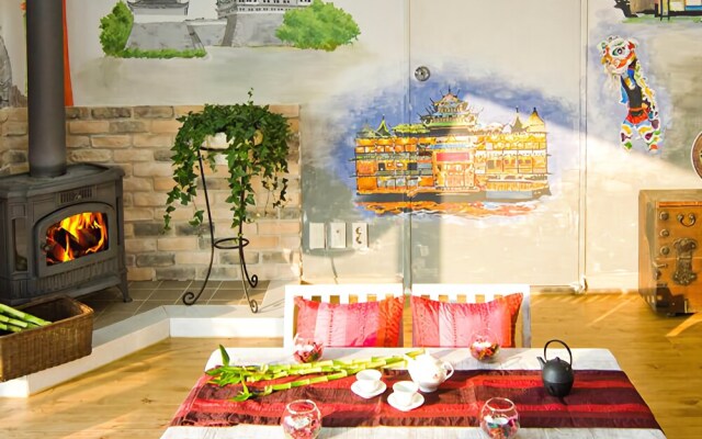 Taean (Anmyeondo) Before Sunset Pension