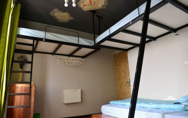Xia Mai Xi Hostel