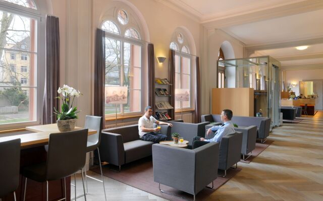 Hotel Odelya Basel (Ex.Bildungszentrum 21)