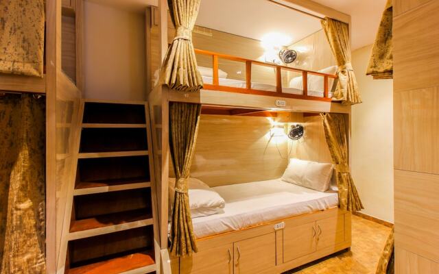 Metro Dormitory