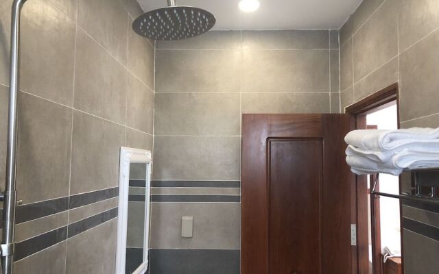 Tuyet Hien Hotel
