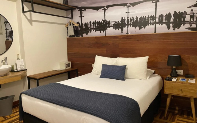 Lima 18 Boutique