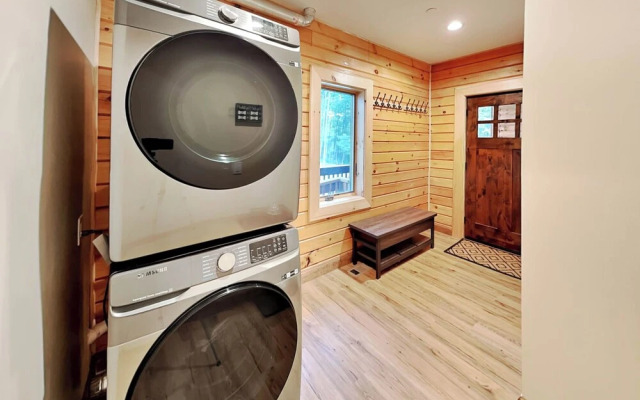 Fortune Mountain Retreat