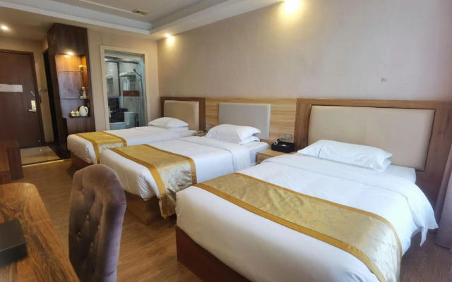 Guangzhou Helong Hotel