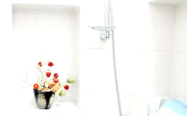 House With 3 Bedrooms in Flic en Flac, With Shared Pool, Enclosed Garden and Wifi