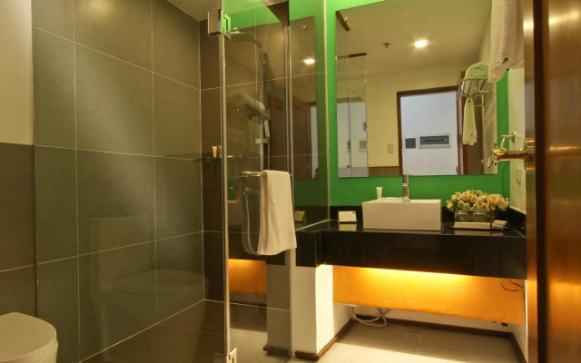 Harvest Hotel