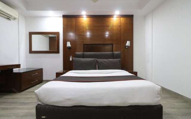 GoldRoom