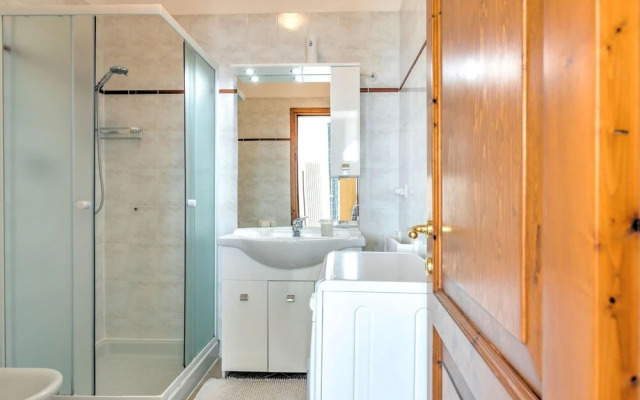 Climb, Cruise & Dine; Lake Como