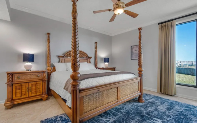 Navarre Towers 104