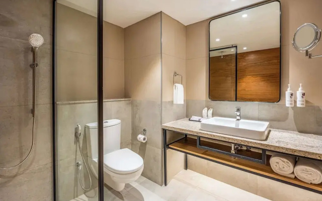 Park Inn & Suites By Radisson Thrissur East Fort