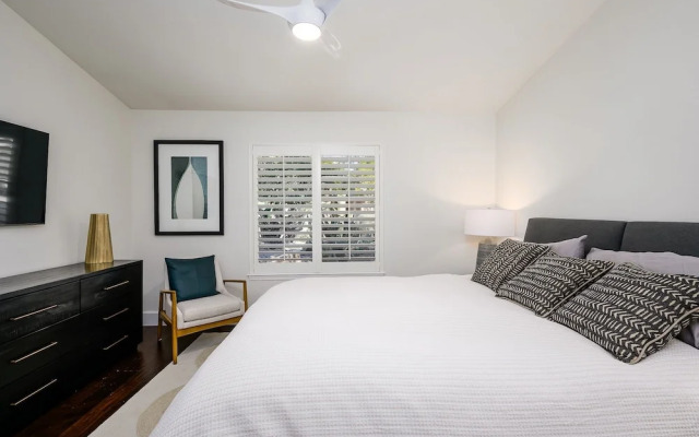 Casa Pinnacle 3 Bedroom Home by RedAwning
