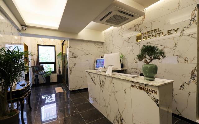 Hotel Bentley