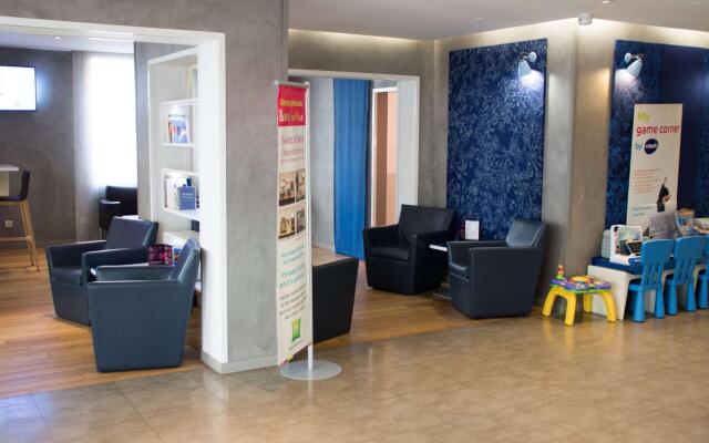 ibis Styles Paris Tolbiac Bibliotheque