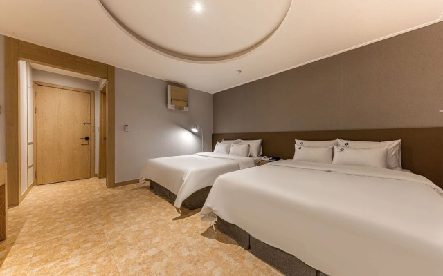 Yongin Singal Sangsang Hotel 1