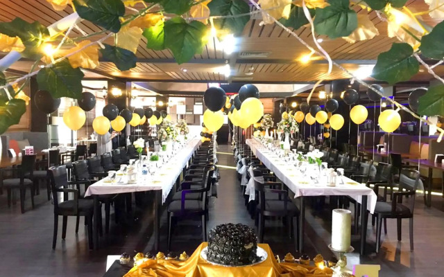 Forbis Hotel