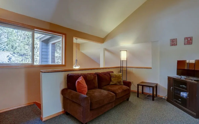 Newly Remodeled 27 Gannet Home Features Kayaks, Bikes, and Hot Tub by Redawning