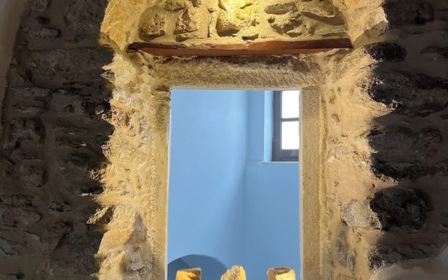 15th Cent. Katharsis Retreat Naxos Old T