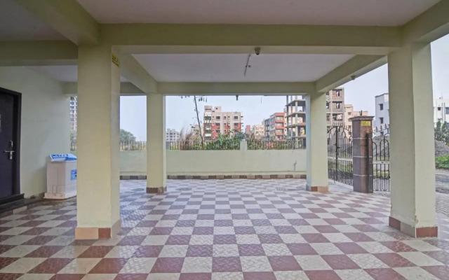 OYO Flagship 80584 Royal Residency