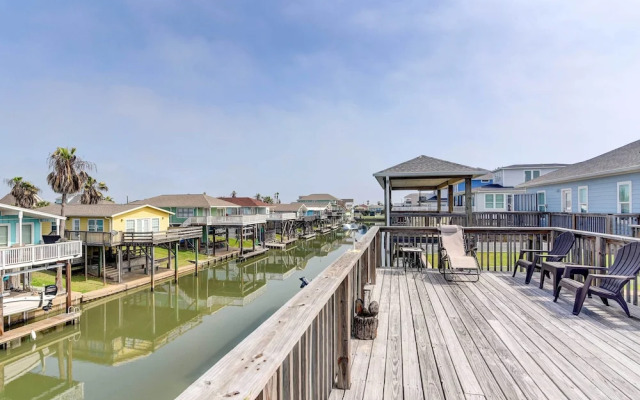 Stilted Galveston Vacation Home w/ Canal Views!