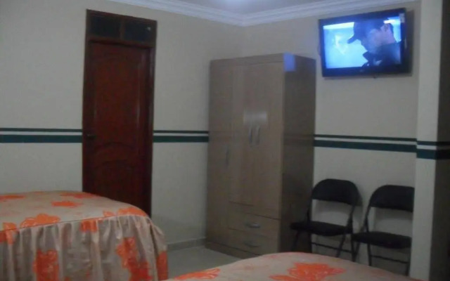 Hostal Corona Blanca