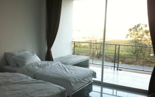 Capital J @ Khao Yai