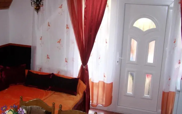 Csipke33 Vendégház