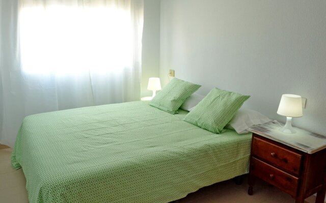 El Médano, 3 Bedrooms, Pool, Balcony And Parking