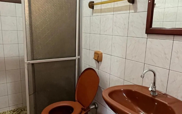 Linda casa 100 metros do mar -F12