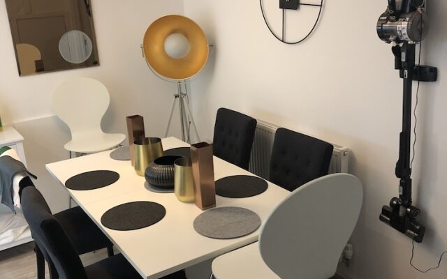 Things With Flair Properties