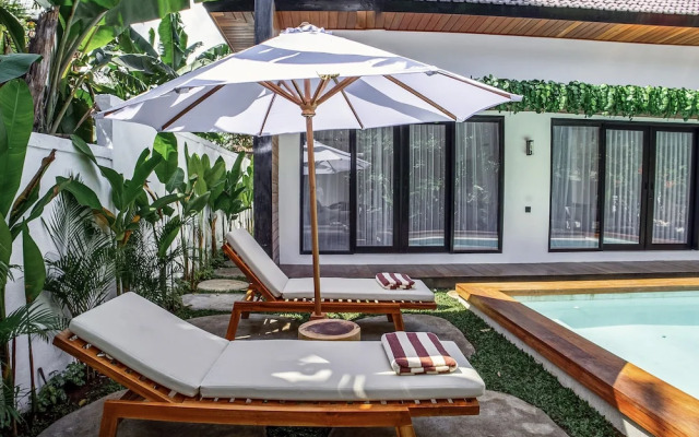 Hutan Villa by EVDEkimi Ubud - Longer Stay Extra Perks