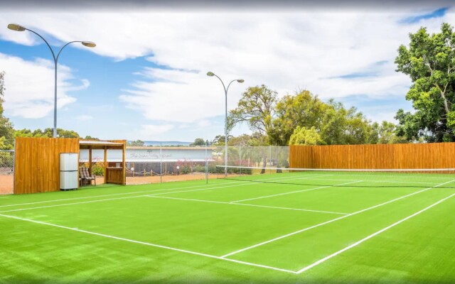The Swan Valley Retreat