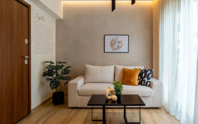 Io Suites
