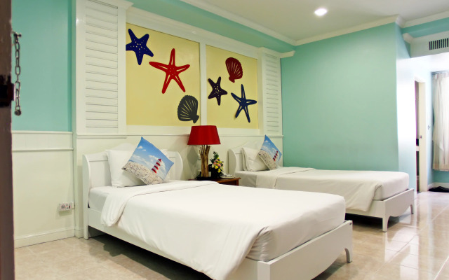 B Buri Hotel